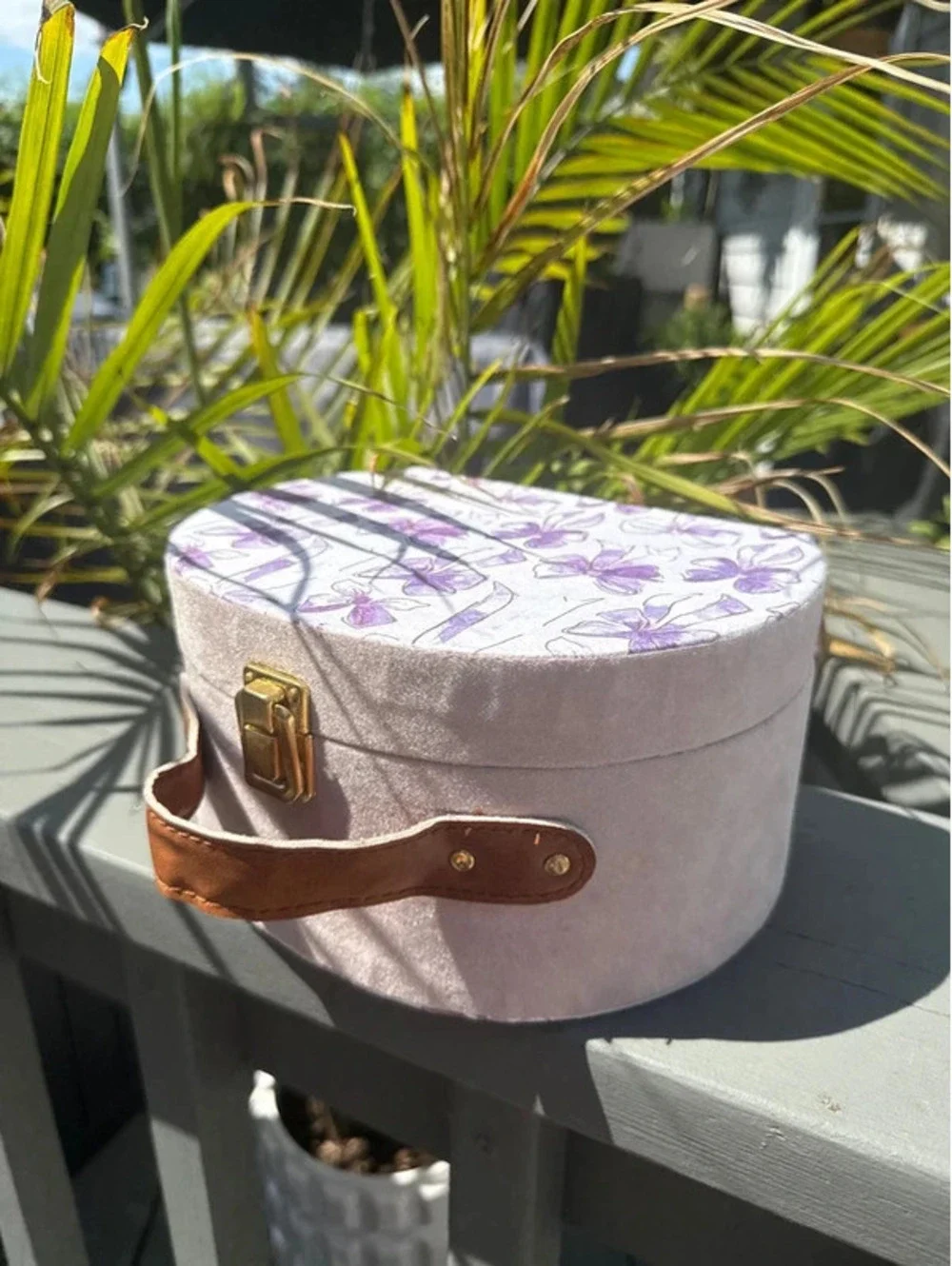 Cute bow box